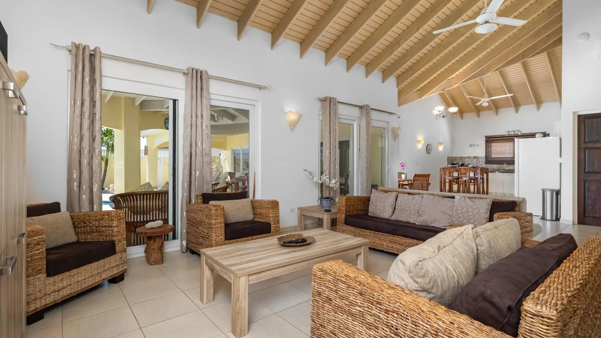 5Br Villa Vista With Exclusive Pool By Bocobay Palm Beach Aruba